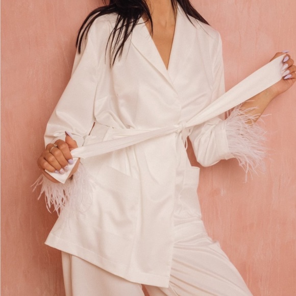 Bridal Pajama Set with Feathers - Picture 2 of 4